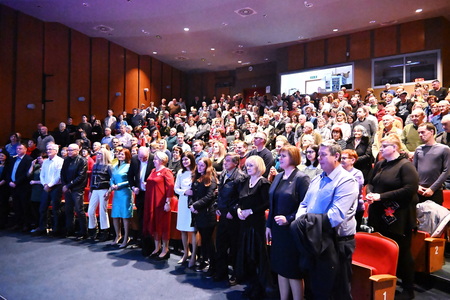 Polna dvorana na koncertu Stopimo skupaj